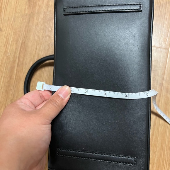 Tory Burch Robinson woven small tote - Picture 16 of 16